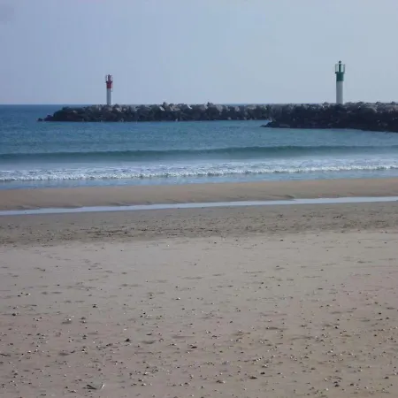 Apartment Confortable Avec Climatisation Et Petite Vue Mer, Proche Plage, Parking Inclus - Fr-1-387-152 *
